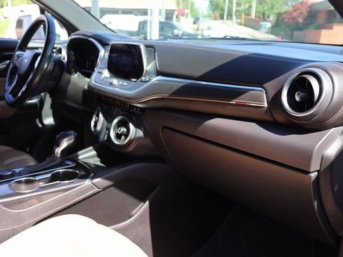 Certified 2020 Chevrolet Blazer Premier w/ Driver Confidence II Package FWD image 8