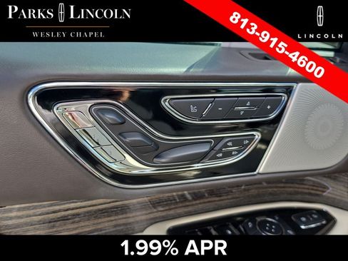 Used 2020 Lincoln Navigator Black Label w/ Cargo Convenience Package AWD/4WD image 19