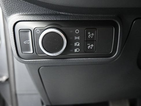 New 2026 Ford Explorer Active RWD image 11