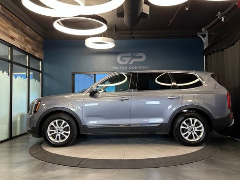 Used 2022 Kia Telluride LX AWD/4WD image 6