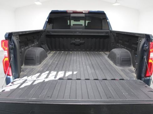 Used 2023 Chevrolet Silverado 1500 LTZ w/ LTZ Premium Package image 19