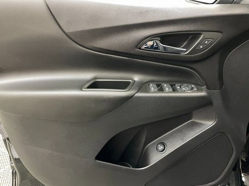 Used 2022 Chevrolet Equinox LT image 24