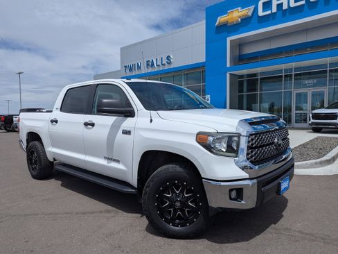 Used 2019 Toyota Tundra SR5 AWD/4WD image 1