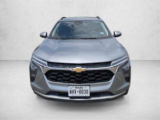 Used 2025 Chevrolet Trax LT video 2