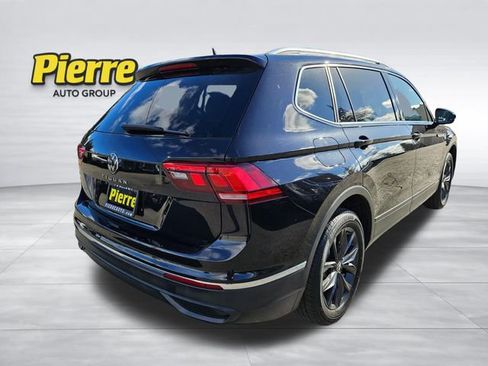 Used 2024 Volkswagen Tiguan SE image 5