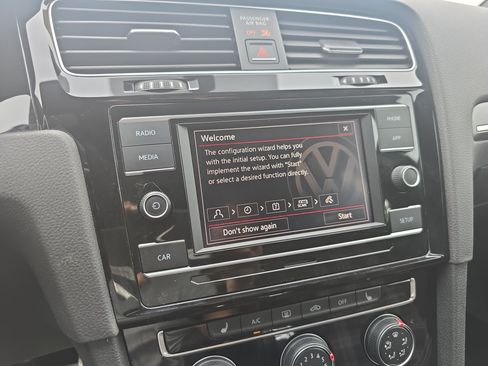Used 2018 Volkswagen GTI S FWD image 20