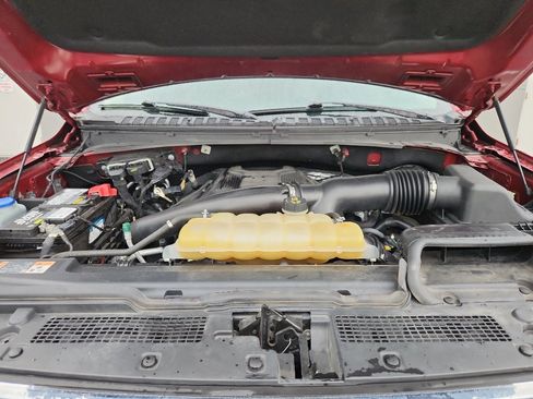 Used 2018 Ford Expedition Platinum RWD image 42