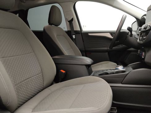 Used 2022 Ford Escape SE image 21