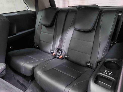 Certified 2026 Mercedes-Benz GLS 450 4MATIC image 22