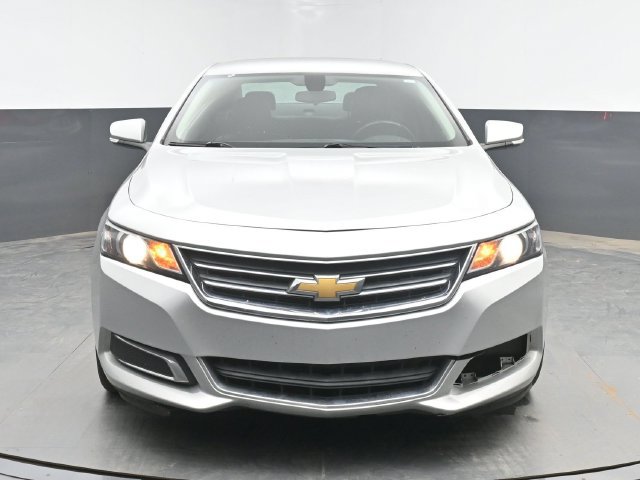 Used 2016 Chevrolet Impala LT FWD image 3