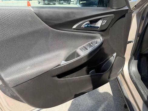 Used 2025 Chevrolet Malibu LT FWD image 13