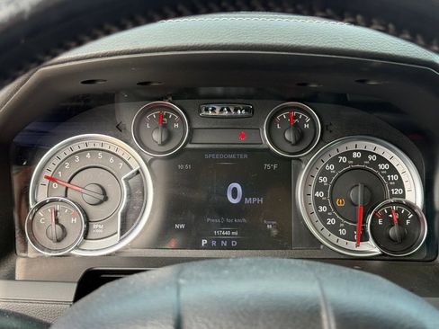 Used 2017 RAM 1500 Laramie w/ Convenience Group image 18