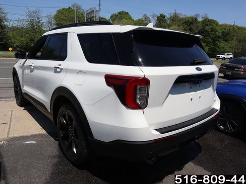 Used 2023 Ford Explorer ST-Line w/ Class IV Trailer Tow Package AWD/4WD image 6