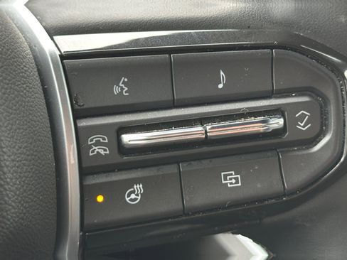Used 2023 Chevrolet Colorado LT w/ LT Convenience Package III RWD image 27