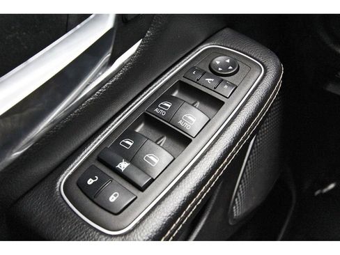 Used 2023 RAM 1500 Laramie image 21