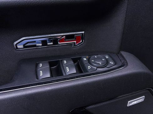 Used 2023 GMC Sierra 1500 AT4 w/ AT4 Premium Package AWD/4WD image 20