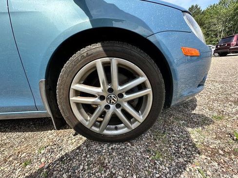 Used 2010 Volkswagen Eos Lux FWD image 19