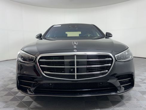 Used 2025 Mercedes-Benz S 580 4MATIC Sedan image 6