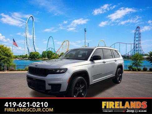 Used 2024 Jeep Grand Cherokee L Altitude AWD/4WD image 1