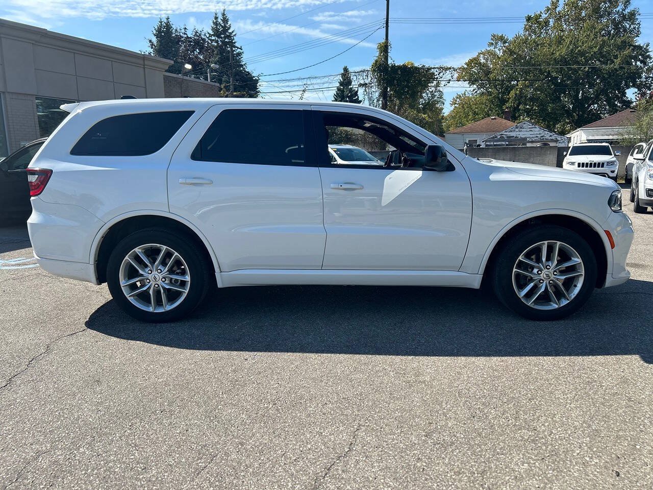 Used 2025 Dodge Durango GT AWD/4WD image 4