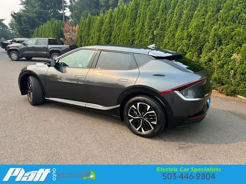 Used 2024 Kia EV6 Wind w/ Wind Technology Package AWD/4WD image 5