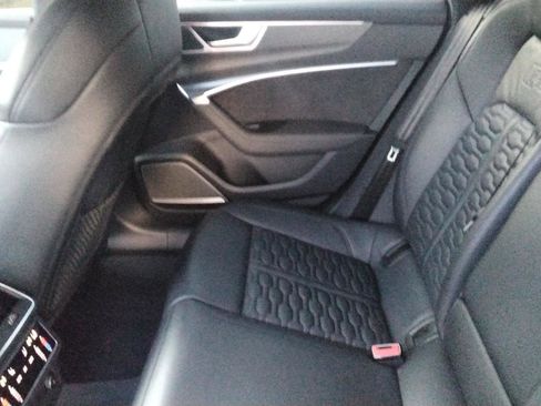 Used 2021 Audi RS 7 Sportback w/ Carbon Optic Package image 21