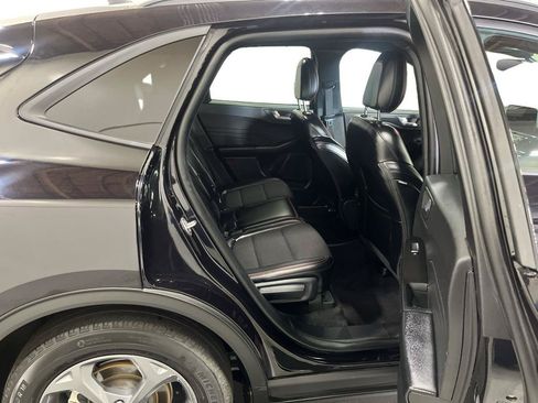 Used 2025 Ford Escape ST-Line Select AWD/4WD image 18
