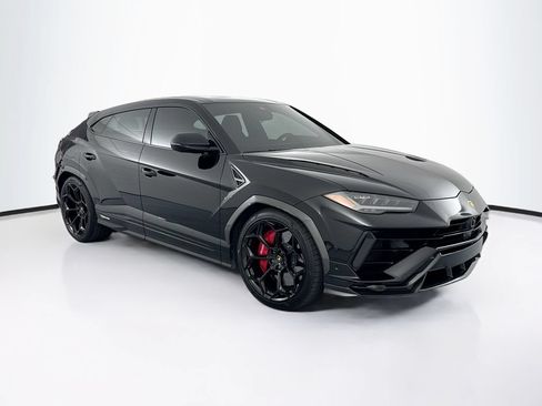 Used 2024 Lamborghini Urus Performante AWD/4WD image 3
