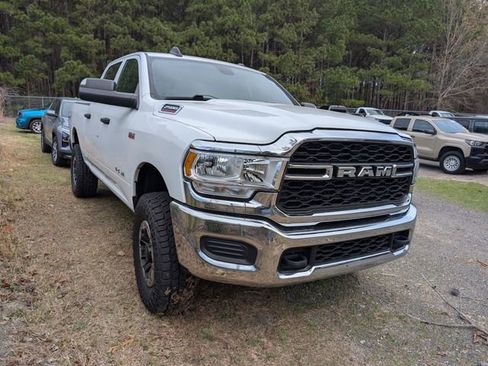 Used 2022 RAM 2500 Tradesman image 2