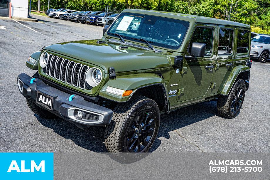 Used 2024 Jeep Wrangler Unlimited Sahara AWD/4WD image 14