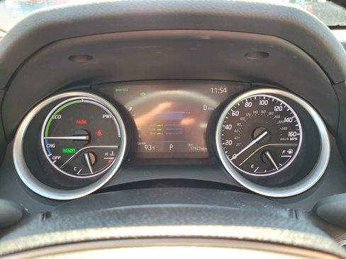 Certified 2024 Toyota Camry XLE image 29