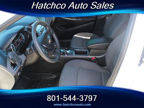 Used 2018 Chevrolet Cruze LT w/ Convenience Package FWD image 11