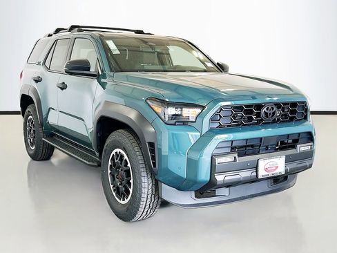 New 2026 Toyota 4Runner TRD Off-Road Premium AWD/4WD image 3