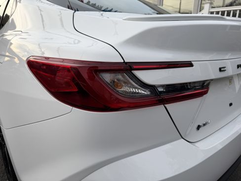 Used 2025 Toyota Camry SE image 16