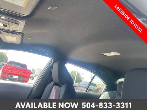 Certified 2026 Toyota Corolla SE w/ SE Premium Package FWD image 31