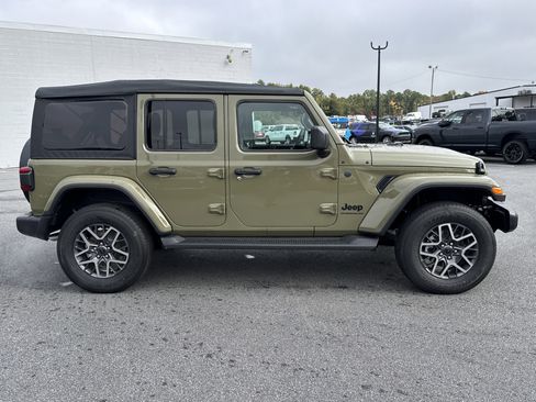 New 2026 Jeep Wrangler Sahara image 9