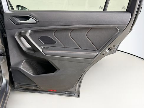 Used 2024 Volkswagen Tiguan Wolfsburg Edition image 30