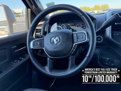 New 2026 RAM 2500 Tradesman AWD/4WD image 7