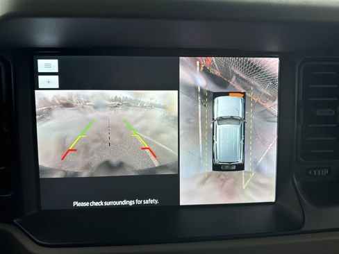 Used 2023 Ford Bronco Wildtrak image 24