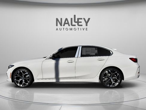 Used 2026 BMW 330i Sedan w/ Convenience Package image 3