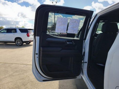 Used 2024 GMC Sierra 1500 AT4 w/ Technology Package image 28