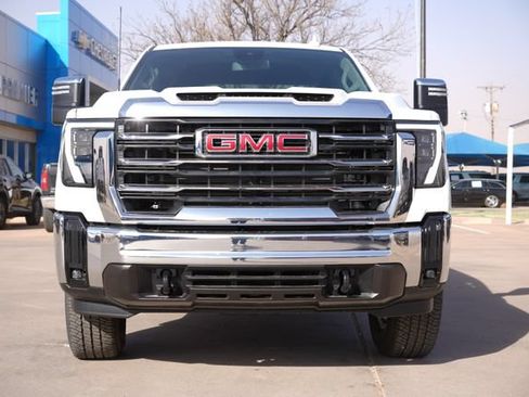 New 2026 GMC Sierra 2500 SLT AWD/4WD image 9