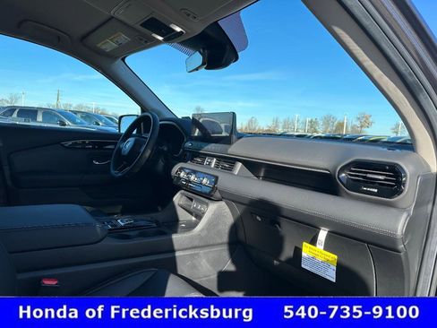 Certified 2026 Honda Passport RTL image 32