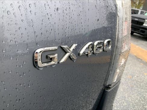 Used 2016 Lexus GX 460 image 8