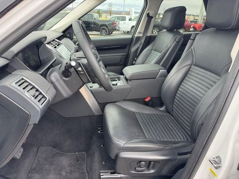 Used 2024 Land Rover Discovery S AWD/4WD image 10