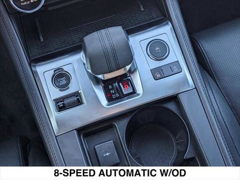 Used 2023 Jaguar F-PACE S image 23