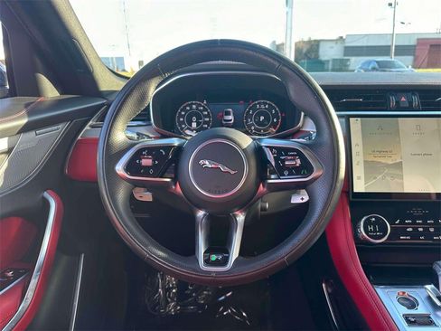 Used 2021 Jaguar F-PACE R-Dynamic S image 14