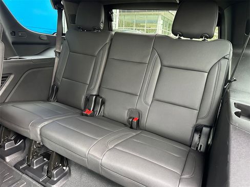 New 2026 Chevrolet Tahoe LT w/ Comfort Package image 17