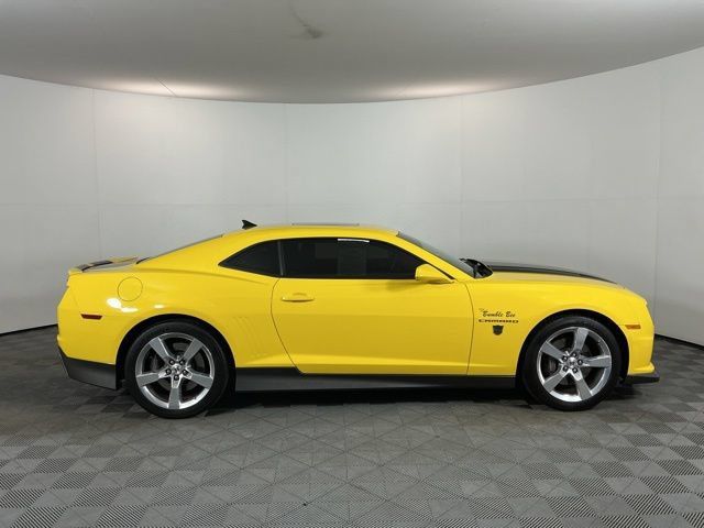 Used 2010 Chevrolet Camaro SS w/ LPO, Ground Effects Package RWD image 4