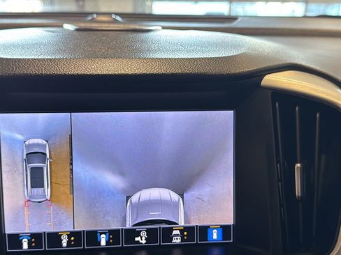 Used 2022 GMC Terrain SLT w/ Infotainment Package II image 40